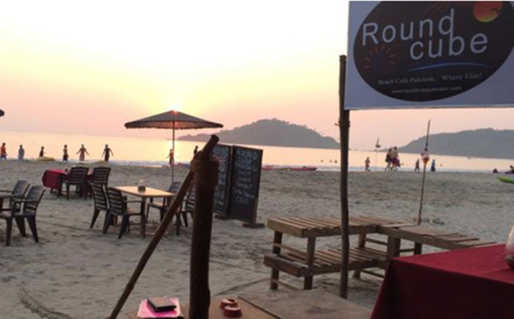 Round Cube Beach Hotel Goa