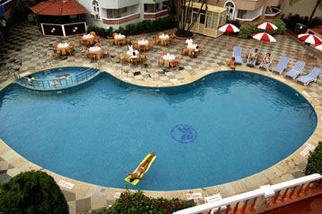 Whispering Palms Beach Hotel Goa